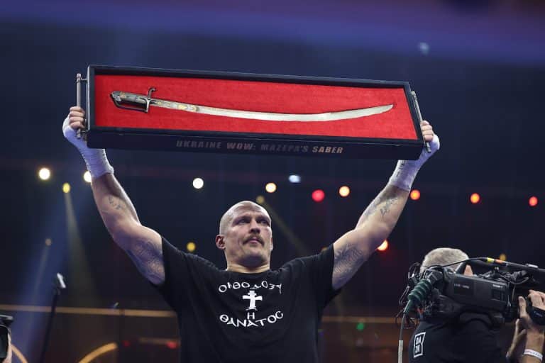 Oleksandr Usyk Bests Tyson Fury in Part Two of Heavyweight Title Rivalry - Boxing Image